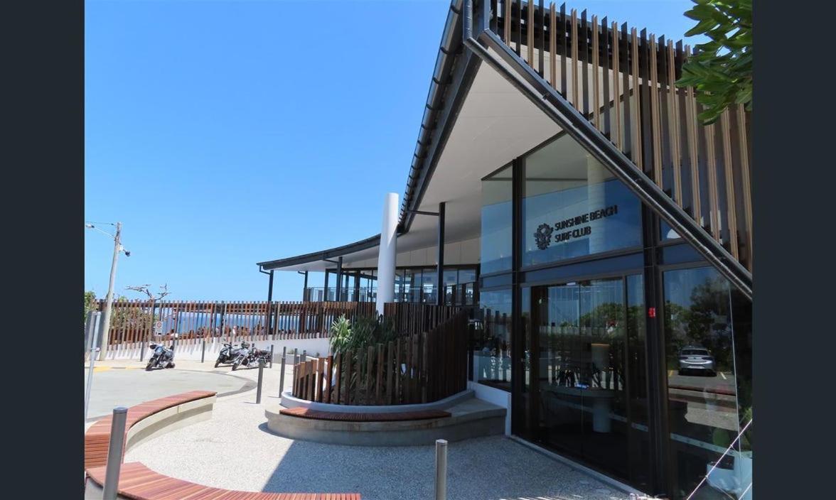 Aqua Promenade Beachfront Holiday Apartments Сънрайз Бийч Екстериор снимка