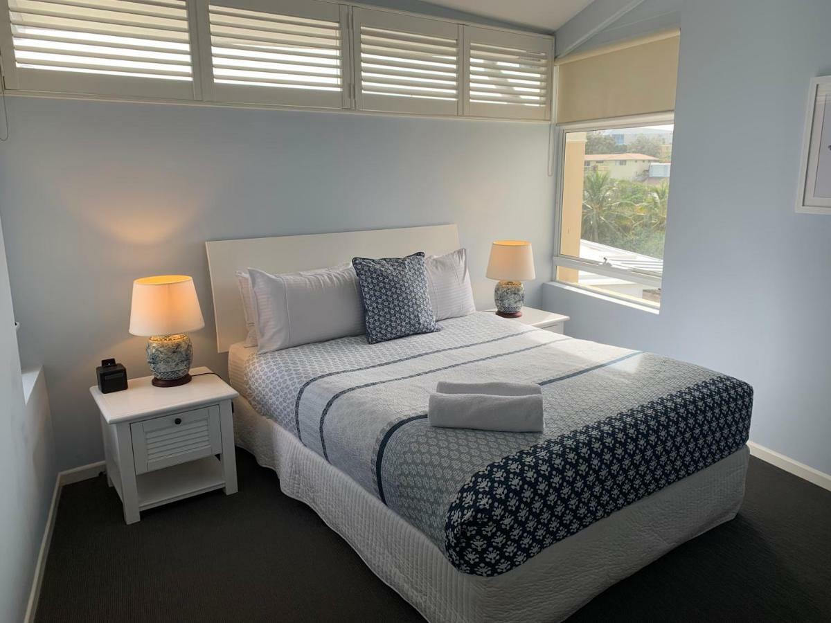 Aqua Promenade Beachfront Holiday Apartments Сънрайз Бийч Екстериор снимка