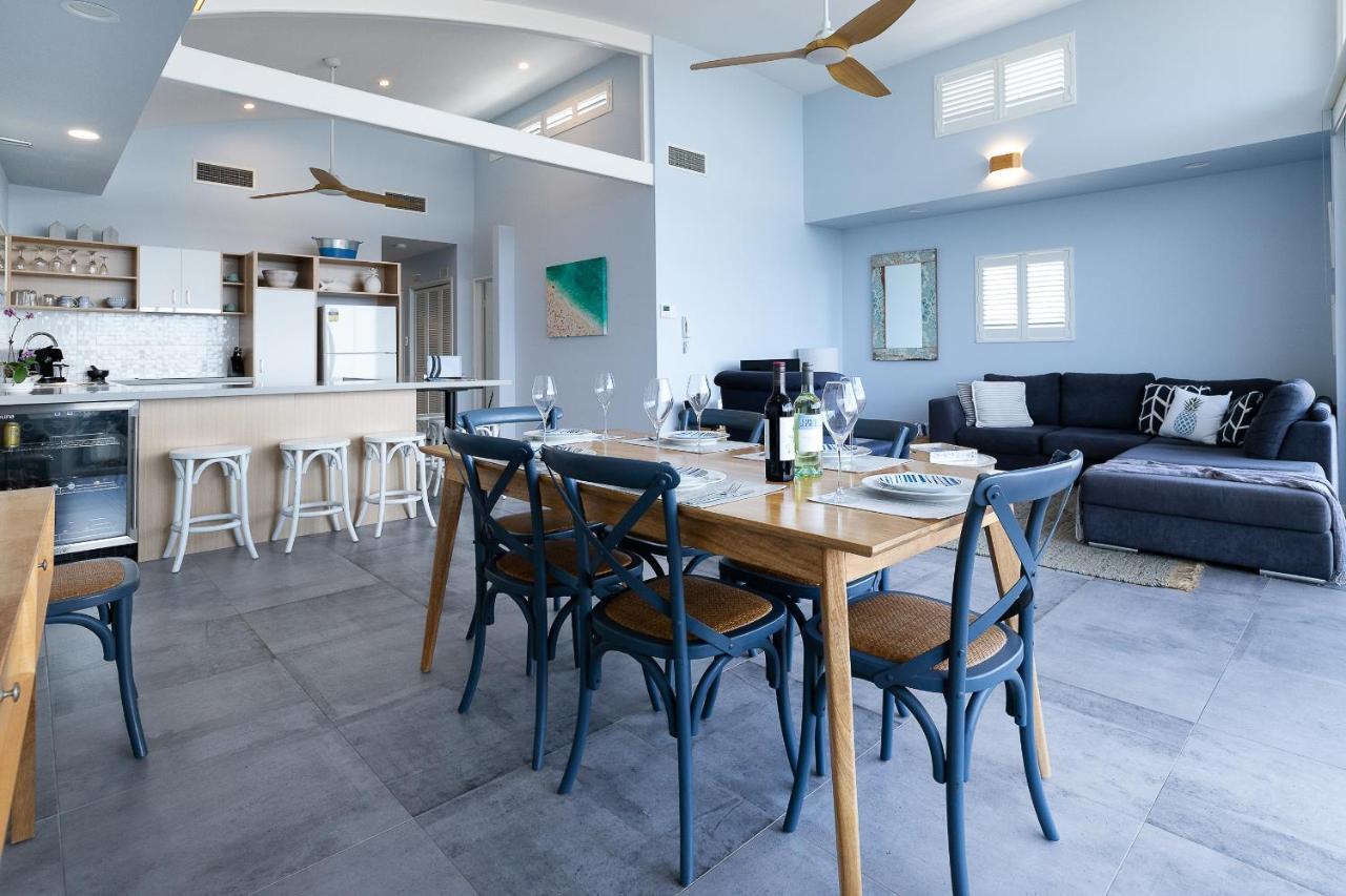 Aqua Promenade Beachfront Holiday Apartments Сънрайз Бийч Екстериор снимка